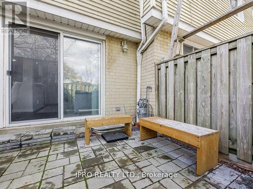 #34 -400 Mississauga Valley Blvd, Mississauga, ON - Outdoor With Exterior