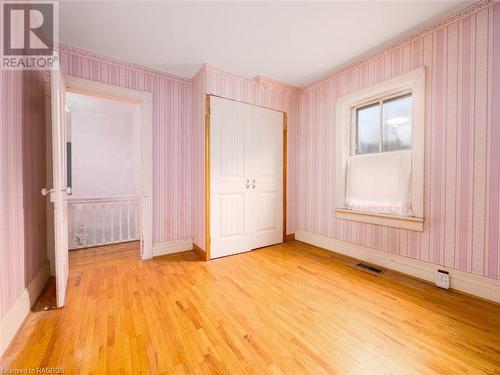 1604 8Th Avenue W, Owen Sound, ON - Indoor Photo Showing Bedroom