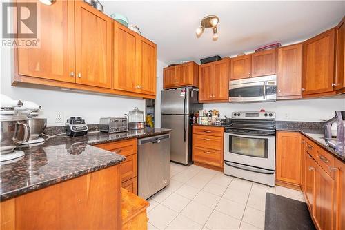 315 Cecelia Street, Pembroke, ON - Indoor Photo Showing Kitchen With Double Sink