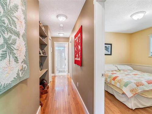 4191 Barnjum Rd, Duncan, BC - Indoor Photo Showing Bedroom