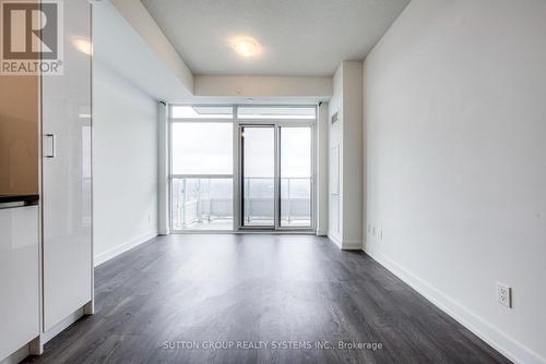 #2810 -251 Manitoba St, Toronto, ON - Indoor Photo Showing Other Room
