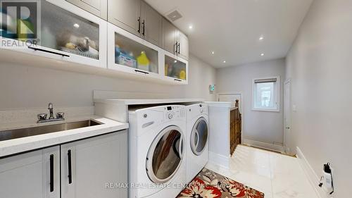34 Haywood Dr, Brampton, ON - Indoor Photo Showing Laundry Room