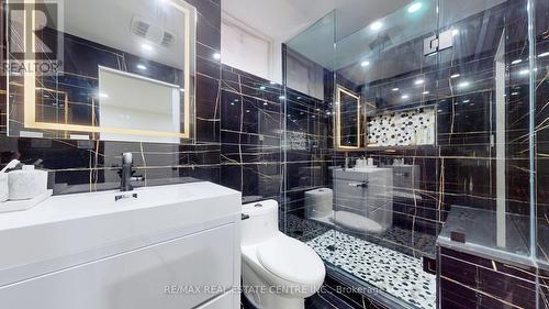 3 Locomotive Crescent, Brampton, ON - Indoor Photo Showing Bathroom