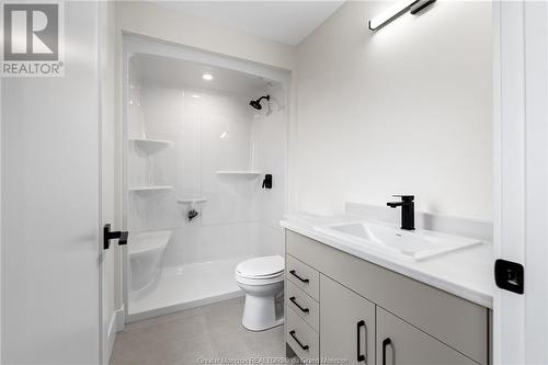 45 Robert St, Shediac, NB - Indoor Photo Showing Bathroom