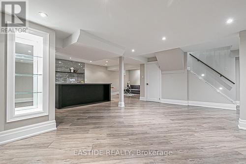 11 Gatcombe Circ, Richmond Hill, ON - Indoor Photo Showing Other Room
