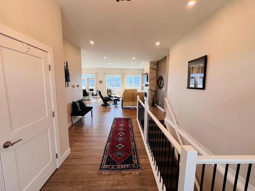 1711 Pine Ridge Mountain Place, Invermere, BC - Indoor Photo Showing Other Room