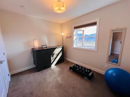1711 Pine Ridge Mountain Place, Invermere, BC - Indoor Photo Showing Bedroom