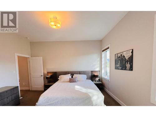 1711 Pine Ridge Mountain Place, Invermere, BC - Indoor Photo Showing Bedroom