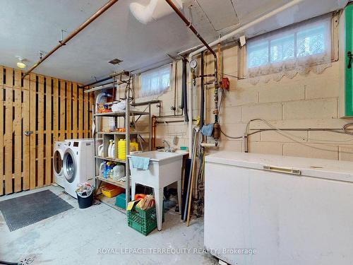 29 Love Cres, Toronto, ON - Indoor Photo Showing Basement