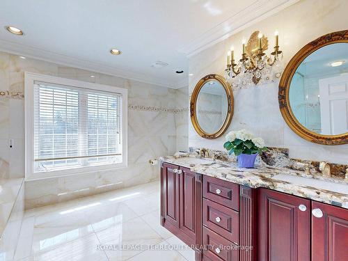 27 Sir Williams Lane, Toronto, ON - Indoor Photo Showing Bathroom