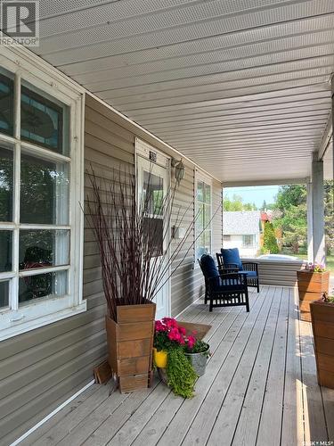 376 5Th Avenue Nw, Swift Current, SK - Outdoor With Deck Patio Veranda With Exterior