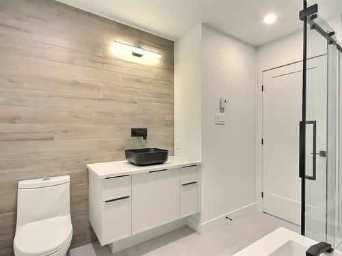 Salle de bains - 927 Rue Pierre-Gauthier, Chambly, QC - Indoor Photo Showing Bathroom