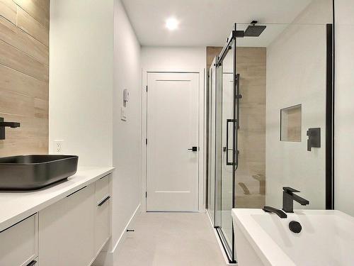 Bathroom - 931 Rue Pierre-Gauthier, Chambly, QC - Indoor Photo Showing Bathroom