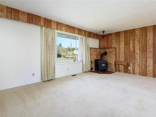 2603 Tull Pl, Courtenay, BC - Indoor Photo Showing Other Room With Fireplace