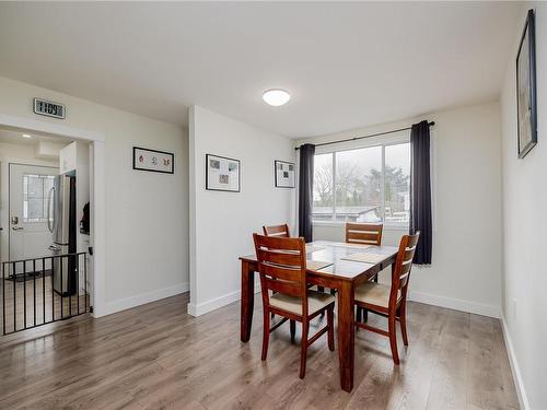 635 Haliburton St, Nanaimo, BC - Indoor Photo Showing Kitchen