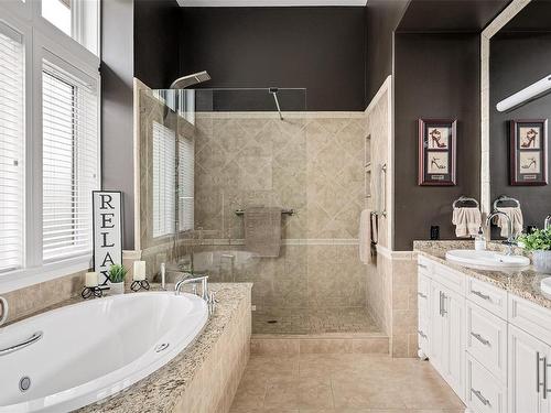 2024 Troon Crt, Langford, BC - Indoor Photo Showing Bathroom