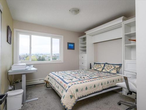 402-55 Dawes St, Nanaimo, BC - Indoor Photo Showing Bedroom