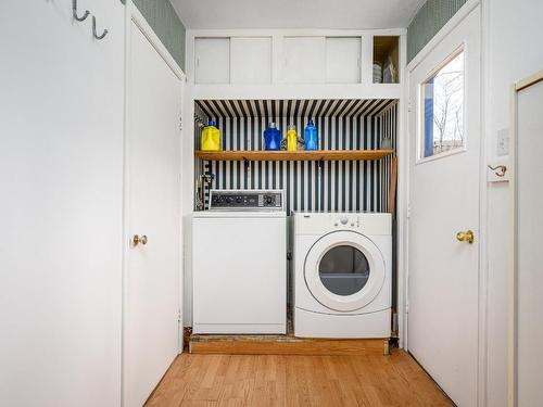 11901 Kalamalka Road, Coldstream, BC - Indoor Photo Showing Laundry Room