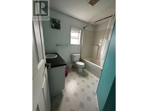 51 5701 Airport Drive, Fort Nelson, BC - Indoor Photo Showing Bathroom