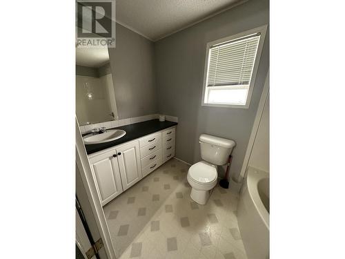 51 5701 Airport Drive, Fort Nelson, BC - Indoor Photo Showing Bathroom