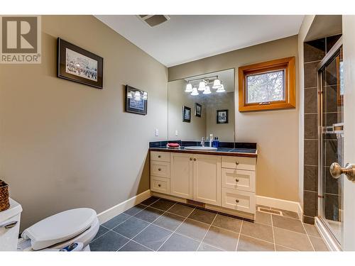 9845 Eastside Road Unit# 75, Vernon, BC - Indoor Photo Showing Bathroom