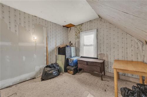 5412 Highway 3, Cayuga, ON - Indoor Photo Showing Other Room