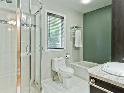 Ensuite bathroom - 