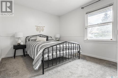 806 5Th Street E, Saskatoon, SK - Indoor Photo Showing Bedroom