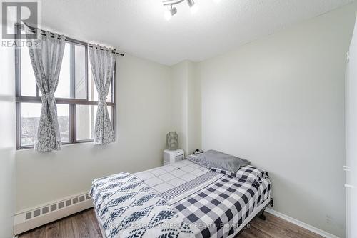 616 - 2929 Aquitaine Avenue, Mississauga, ON - Indoor Photo Showing Bedroom