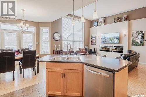 219 Fawcett Crescent, Saskatoon, SK - Indoor Photo Showing Kitchen With Double Sink