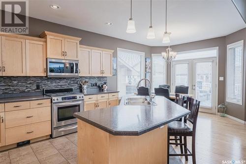 219 Fawcett Crescent, Saskatoon, SK - Indoor Photo Showing Kitchen With Stainless Steel Kitchen