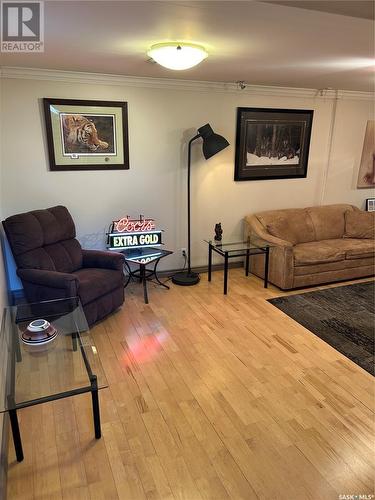 51 Mathieu Crescent, Regina, SK - Indoor Photo Showing Living Room