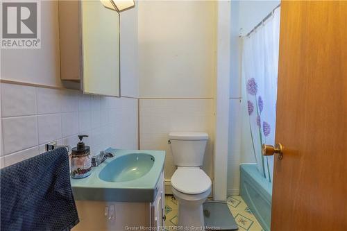 460 Route 955, Bayfield, NB - Indoor Photo Showing Bathroom