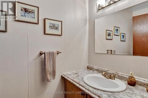 30,32,34 Leanne Avenue, Otonabee-South Monaghan, ON - Indoor Photo Showing Bathroom