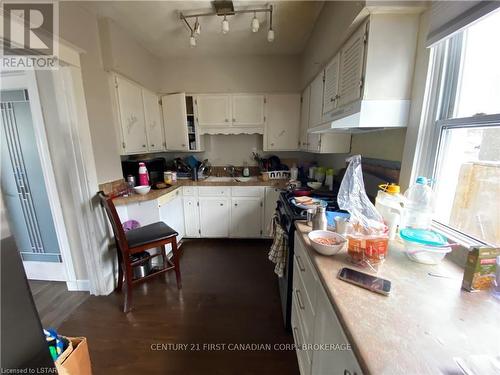 764 Quebec Street, London, ON - Indoor Photo Showing Kitchen