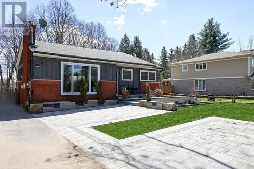 576 Parkside Dr, Hamilton, ON - Outdoor