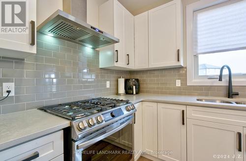 6429 Royal Magnolia Ave, London, ON - Indoor Photo Showing Kitchen With Upgraded Kitchen
