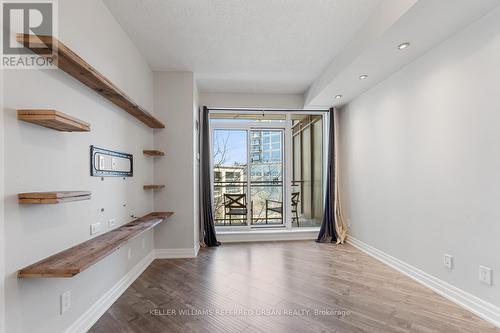 #409 -2121 Lake Shore Blvd W, Toronto, ON - Indoor Photo Showing Other Room