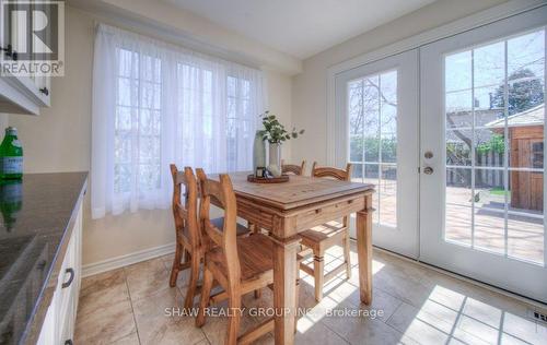 352 Coxe Blvd, Milton, ON - Indoor Photo Showing Dining Room