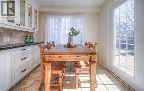 352 Coxe Blvd, Milton, ON - Indoor Photo Showing Dining Room