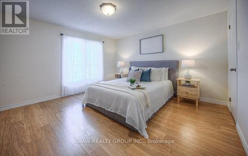 352 Coxe Boulevard, Milton, ON - Indoor Photo Showing Bedroom