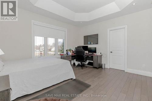 4640 Lloydtown-Aurora Rd, King, ON - Indoor Photo Showing Bedroom