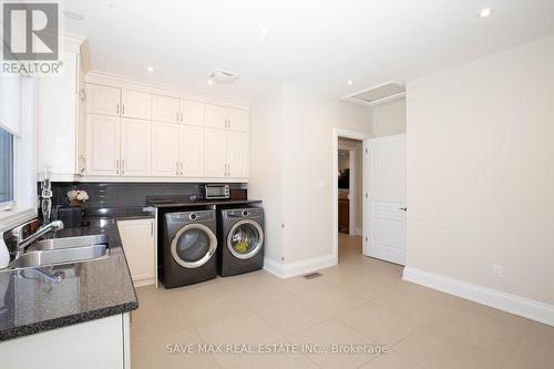 4640 Lloydtown-Aurora Rd, King, ON - Indoor Photo Showing Laundry Room