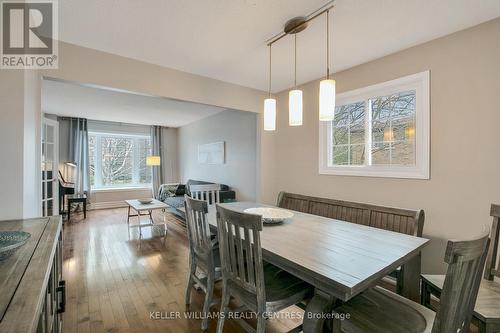 237 Osmond Cres, Newmarket, ON - Indoor Photo Showing Dining Room