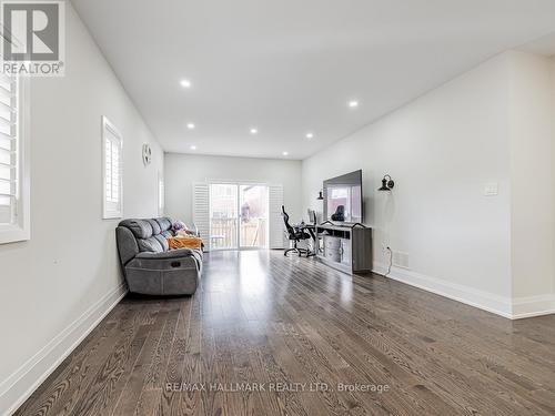 1538 Farrow Crescent, Innisfil, ON - Indoor Photo Showing Other Room