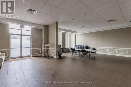 #328 -10211 Keele St, Vaughan, ON - Indoor Photo Showing Other Room