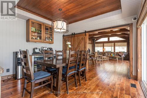 2377 Orimat Rd, Severn, ON - Indoor Photo Showing Dining Room