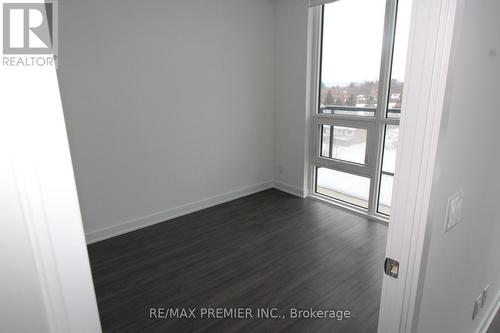 523 - 681 Yonge Street, Barrie, ON - Indoor Photo Showing Other Room