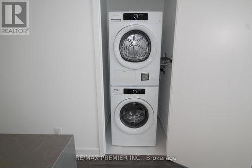 523 - 681 Yonge Street, Barrie, ON - Indoor Photo Showing Laundry Room