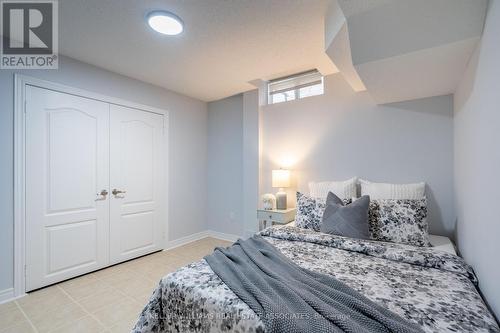 3263 Pringle Place, Mississauga, ON - Indoor Photo Showing Bedroom